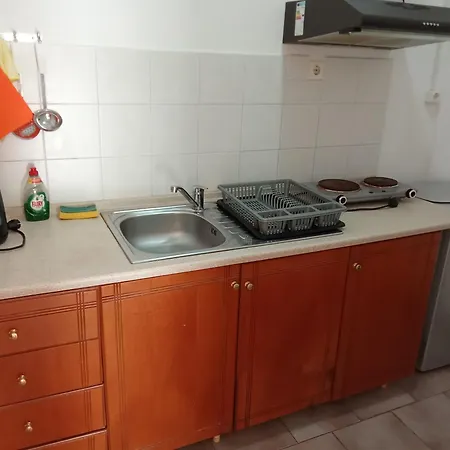 Christos Apartment *