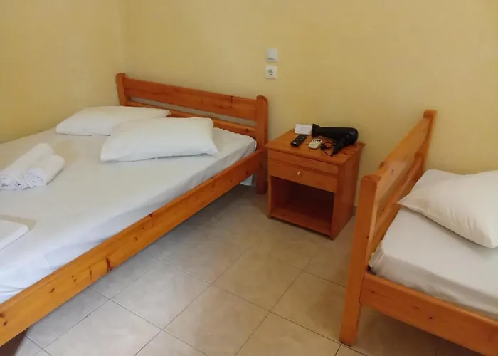 Christos Paralia Panteleimonos